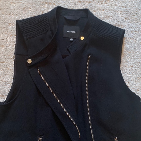 Vest - Picture 3 of 3